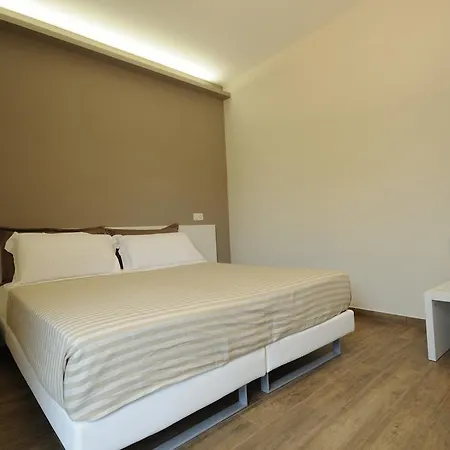 Oda ve Kahvaltı Locanda Dogana